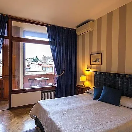 A Teatro Vendégház 4*