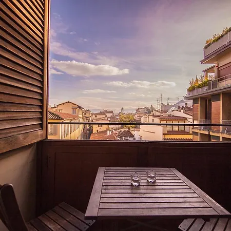 A Teatro Гостевой дом 3*