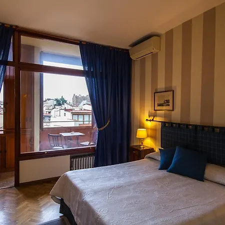 A Teatro 3* Флоренция